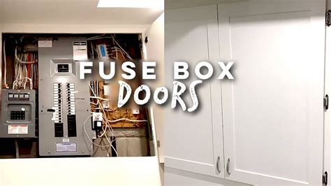 fuse box door opens